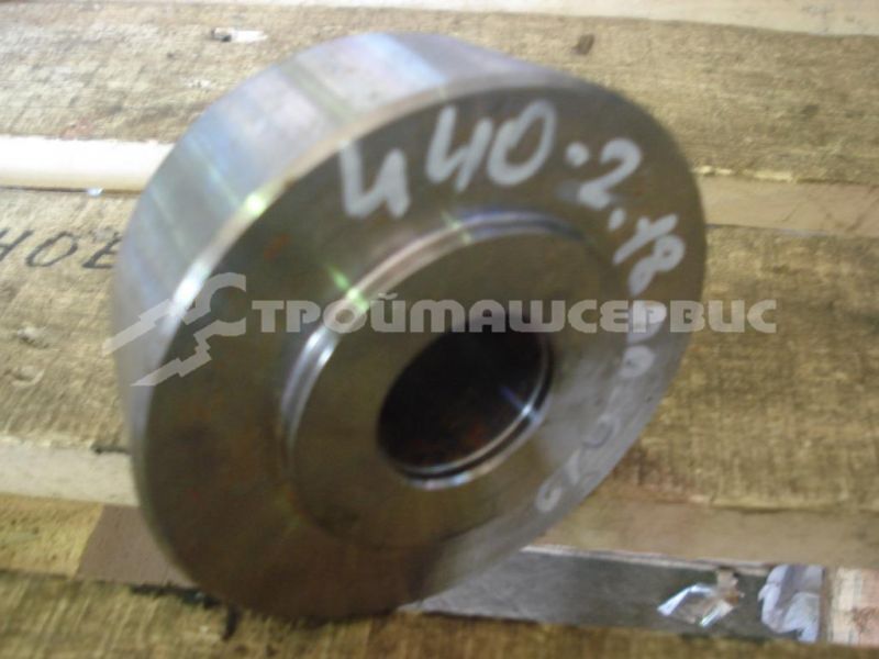 Ролик КО-440-2.18.00.012 Z Ролик КО-440-2.18.00.012 Z