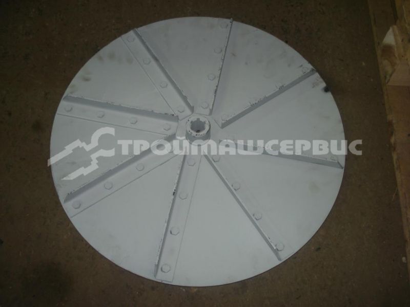 Диск пескоразбрасывателя КО-829А.73.04.300 (КО-829.21.02.400) Диск пескоразбрасывателя КО-829А.73.04.300 (КО-829.21.02.400)